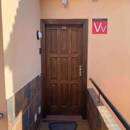 アパート Paradise - アデヘ