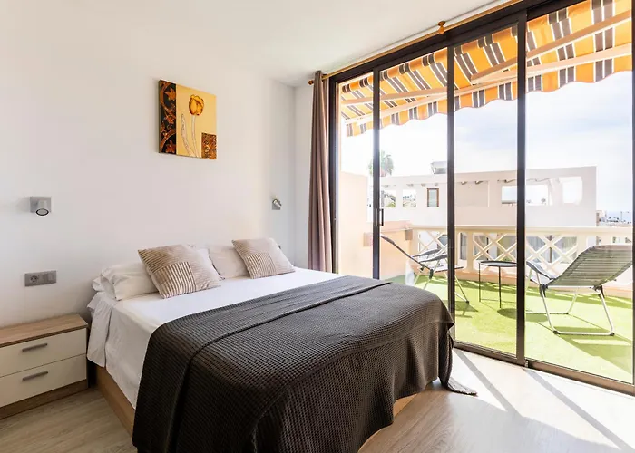 Apartment Paradise - *